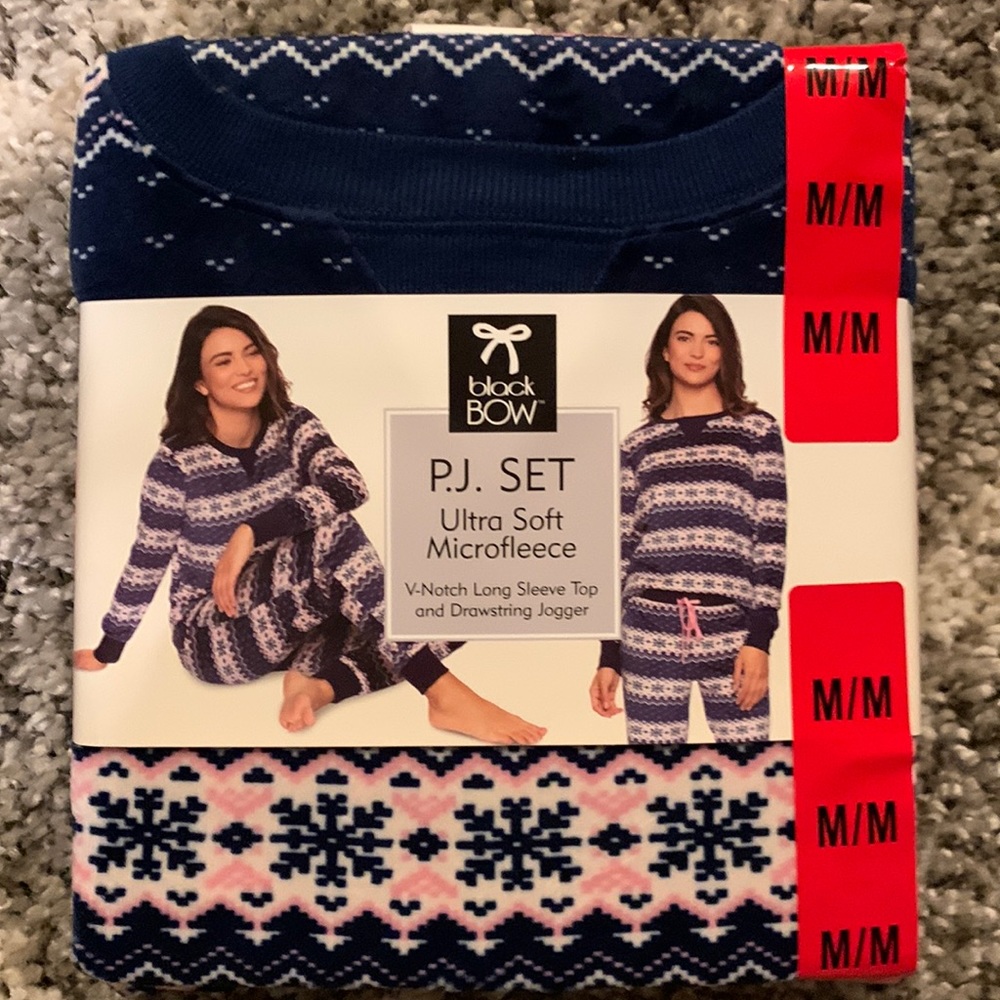 NWT P. J. Set